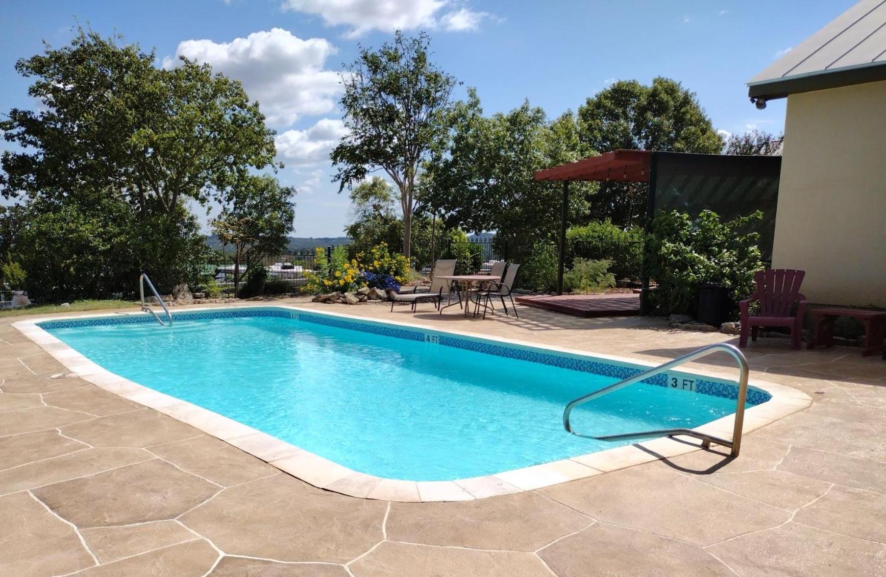 Top Of The Hill Rv Resort & Cabins Waring Bagian luar foto
