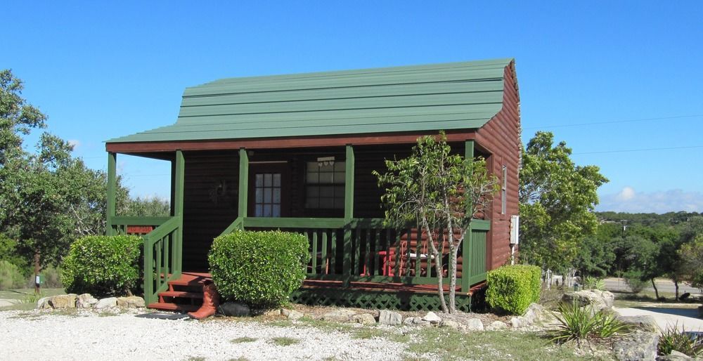 Top Of The Hill Rv Resort & Cabins Waring Bagian luar foto